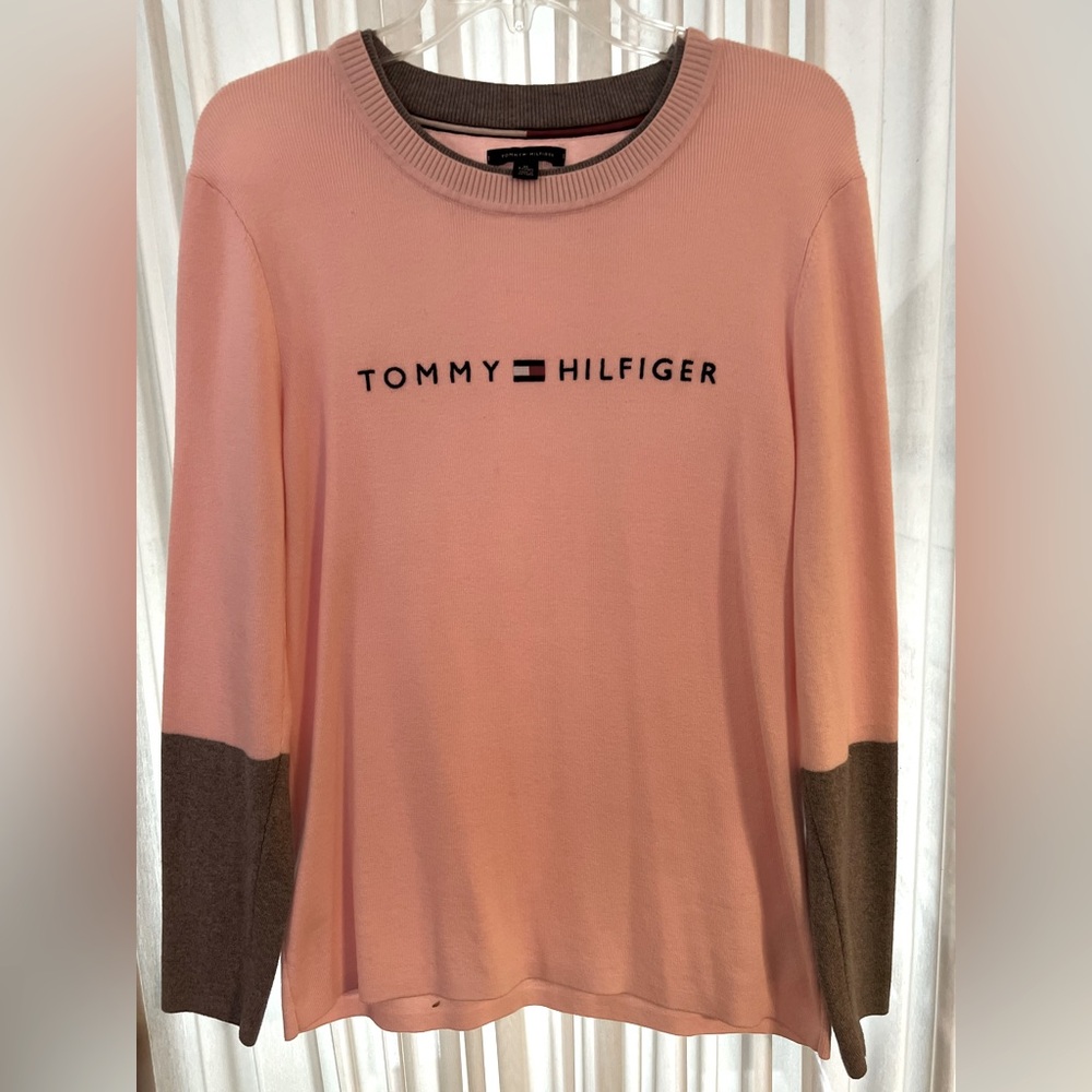 TOMMY HILFIGER WOOL SWEATER,  SIZE XL
